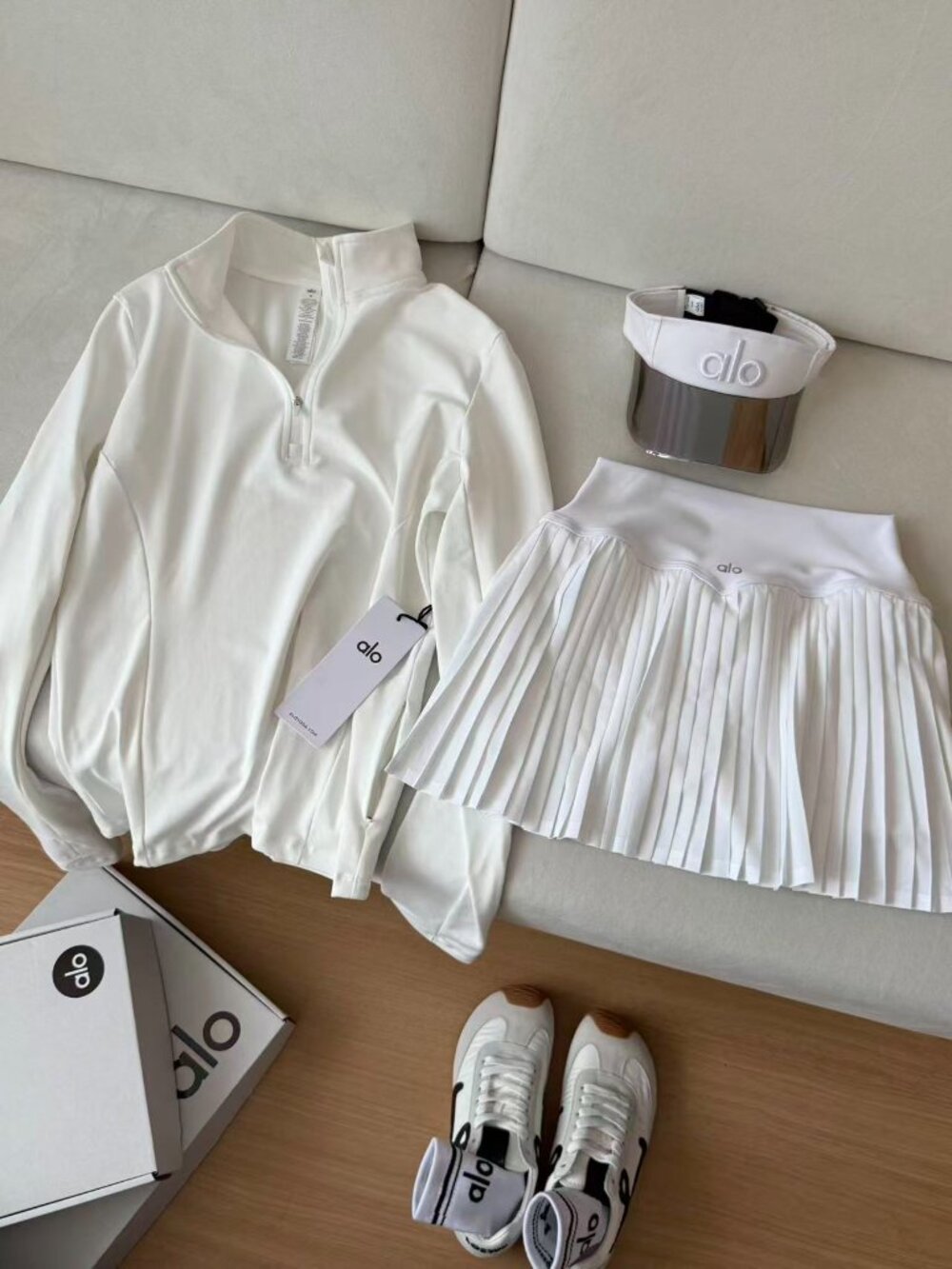 Alo Yoga Pure White Half-Zip Long-Sleeve Top + Pleated Mini Skirt Two-Piece Set - Picture 3 of 4